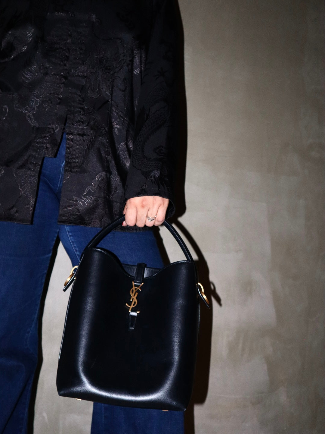 Bucket Saint Laurent Le37