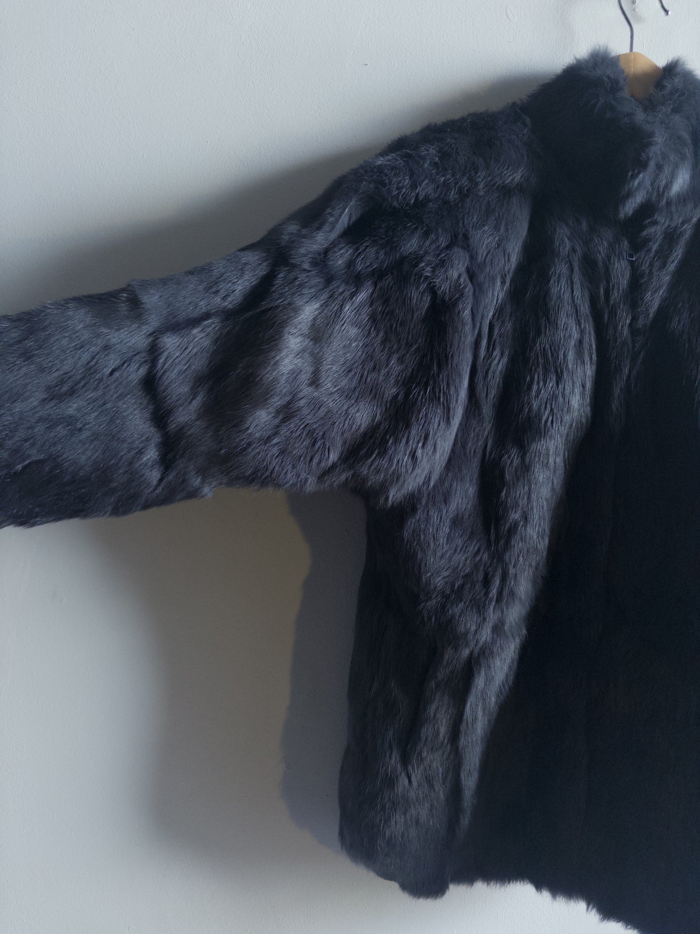 Abrigo piel de oso negro (M)