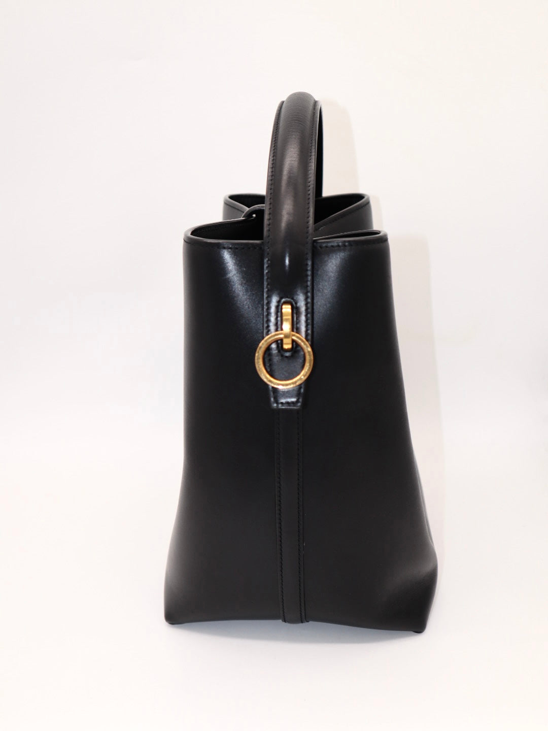 Bucket Saint Laurent Le37
