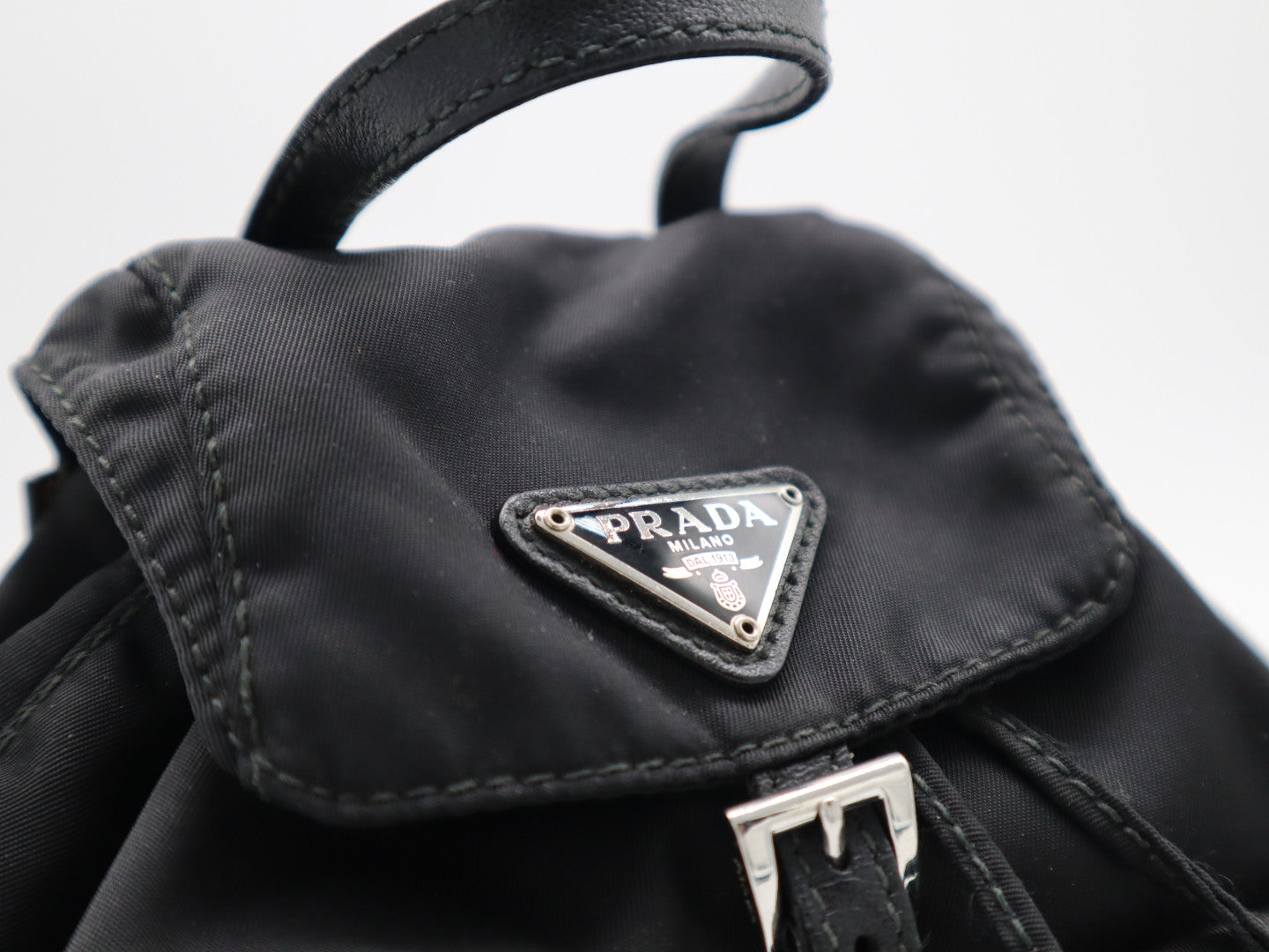 Mochila Mini Prada Re-Nylon