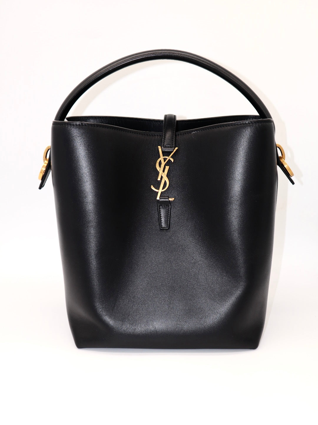 Bucket Saint Laurent Le37