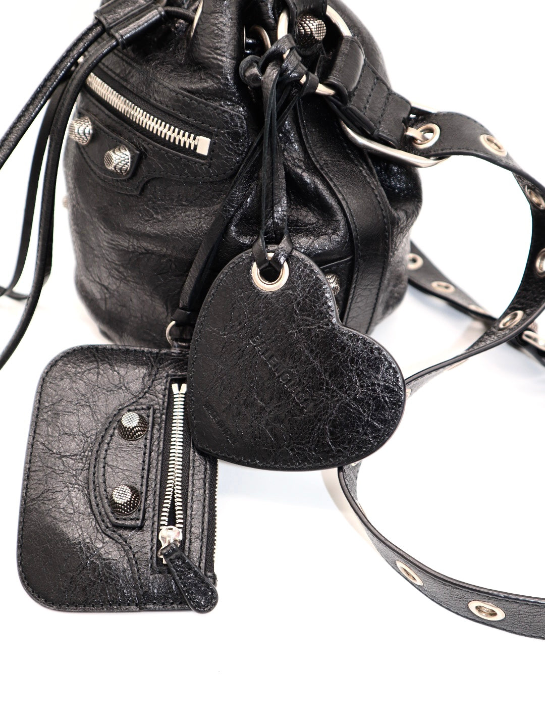 Balenciaga Le cagole bucket