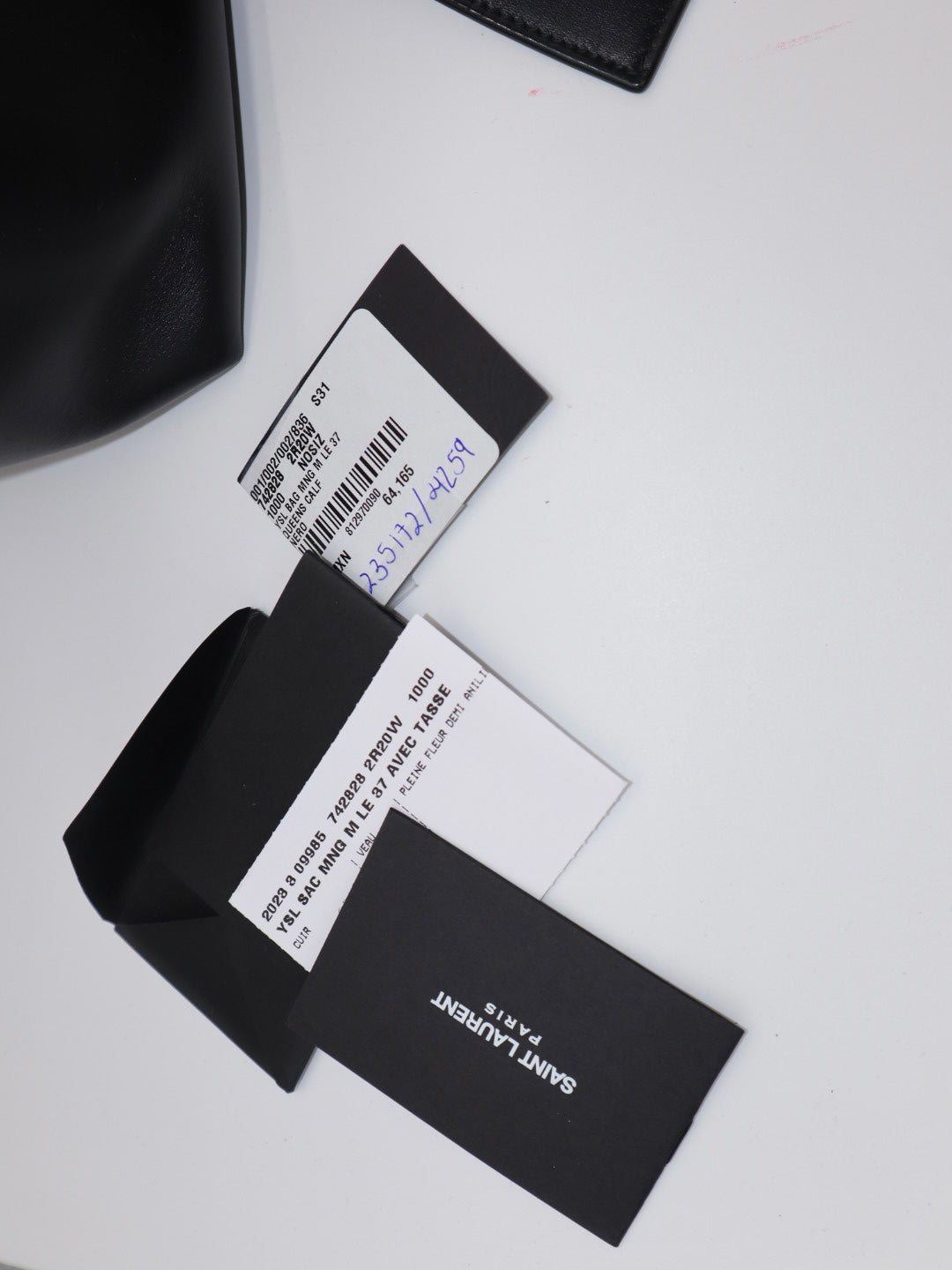 Bucket Saint Laurent Le37